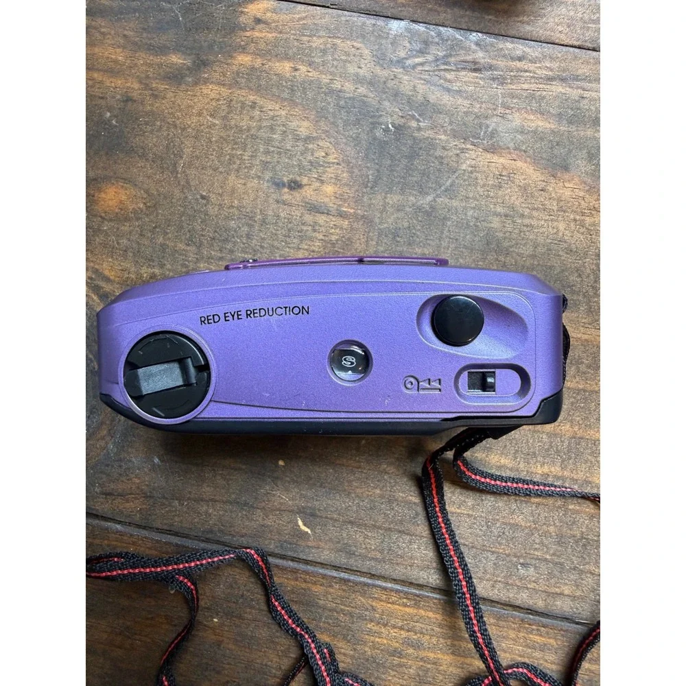 Le Clic Film Camera OS 35mm Point Shoot Purple Flash LC18 EV Case 1084 UNTESTED
